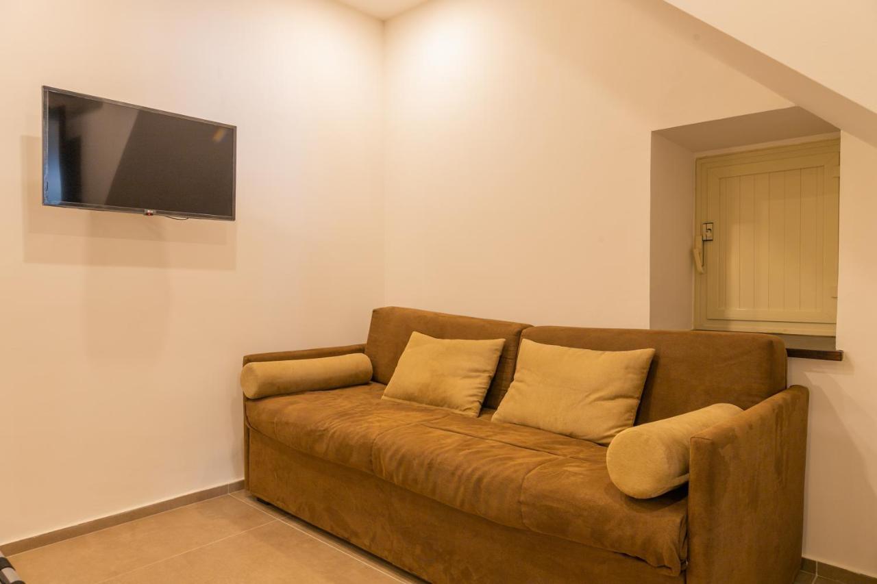 I Mori Apartments Чефалу Екстериор снимка