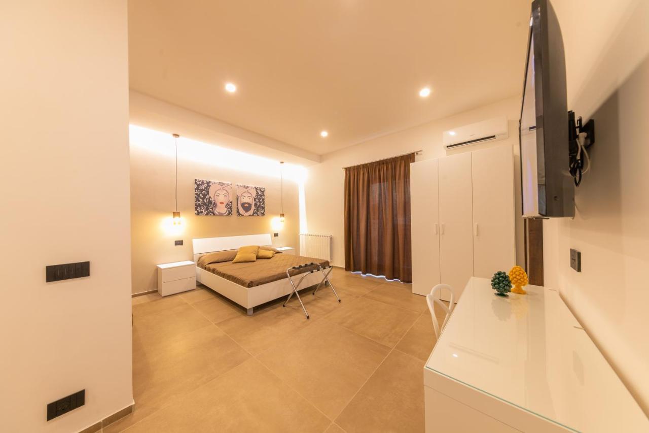 I Mori Apartments Чефалу Екстериор снимка