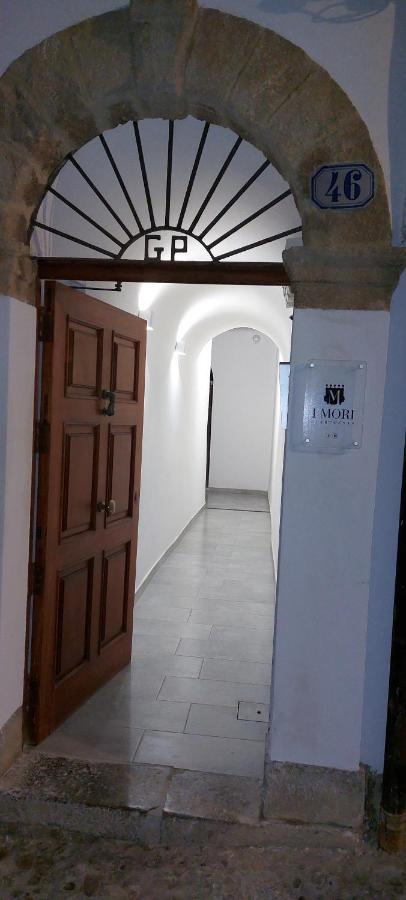 I Mori Apartments Чефалу Екстериор снимка